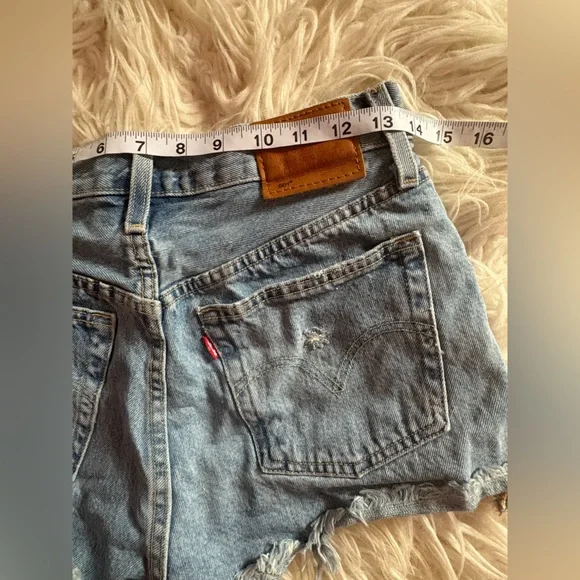 Levi’s 501 High Rise Distressed Cutoff Denim Shorts W26 - Picture 7 of 8